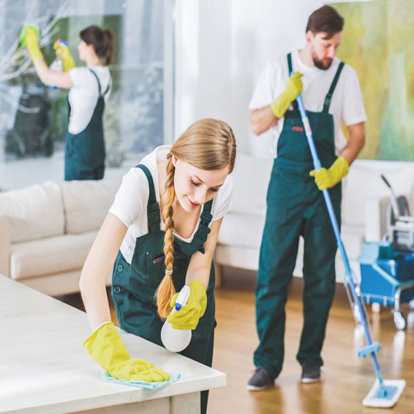 http://asreesfahan.com/AdvertisementSites/1400/09/02/main/Cleaning-Services.jpg