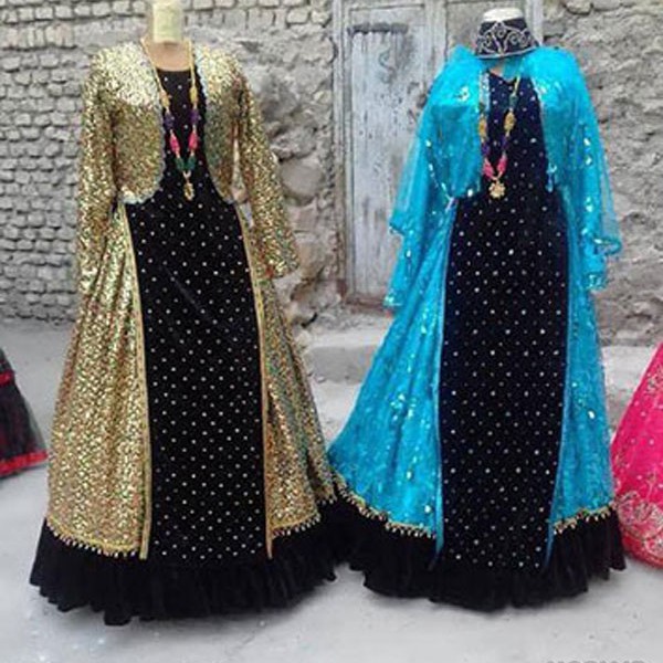 فروش و دوخت لباس مجلسی ، زنانه و محلی در اصفهان